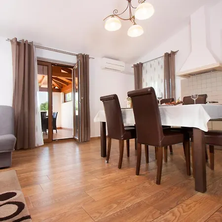 Apartman Lucija Appartamento *